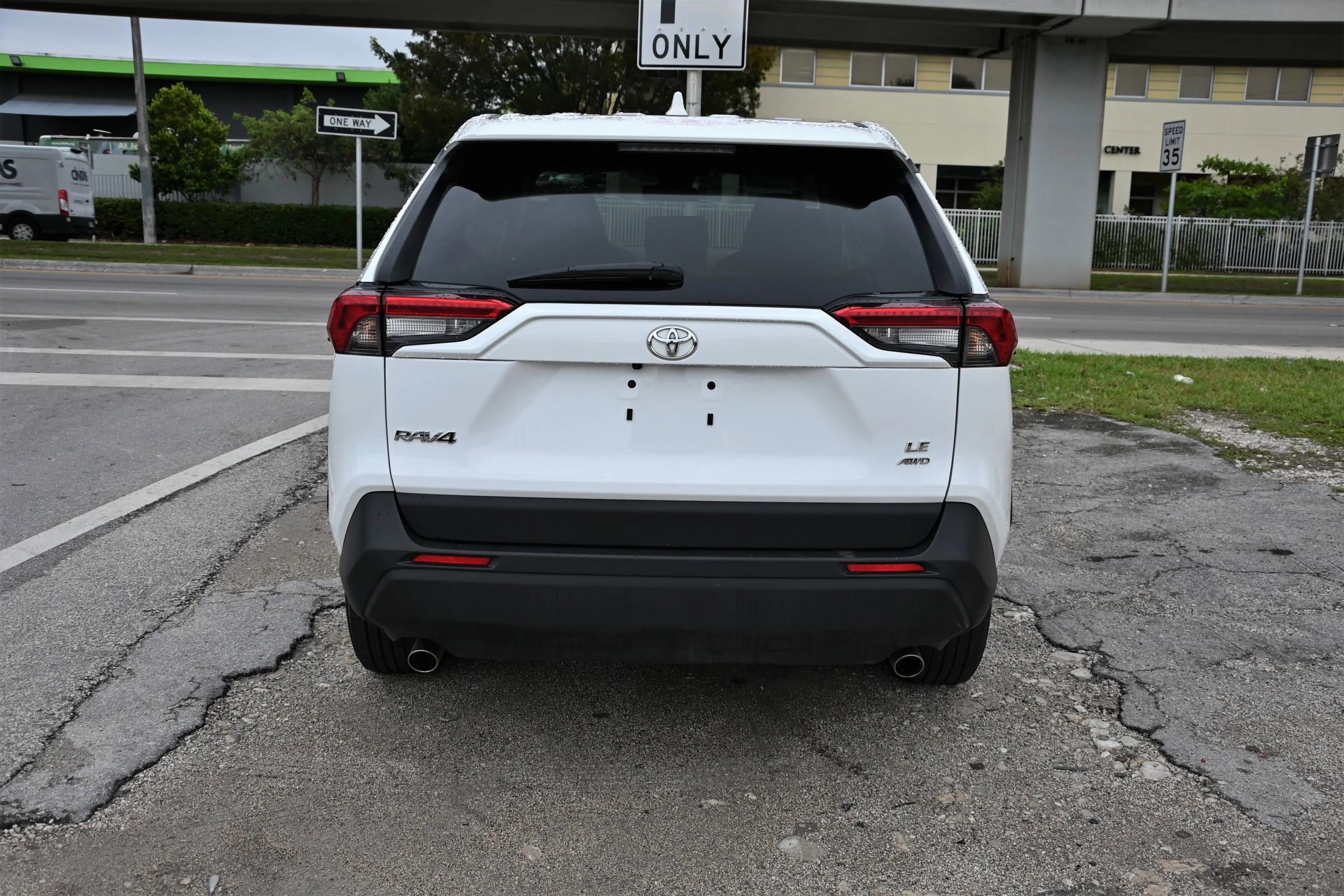 Used 2025 Toyota RAV4 LE image 4