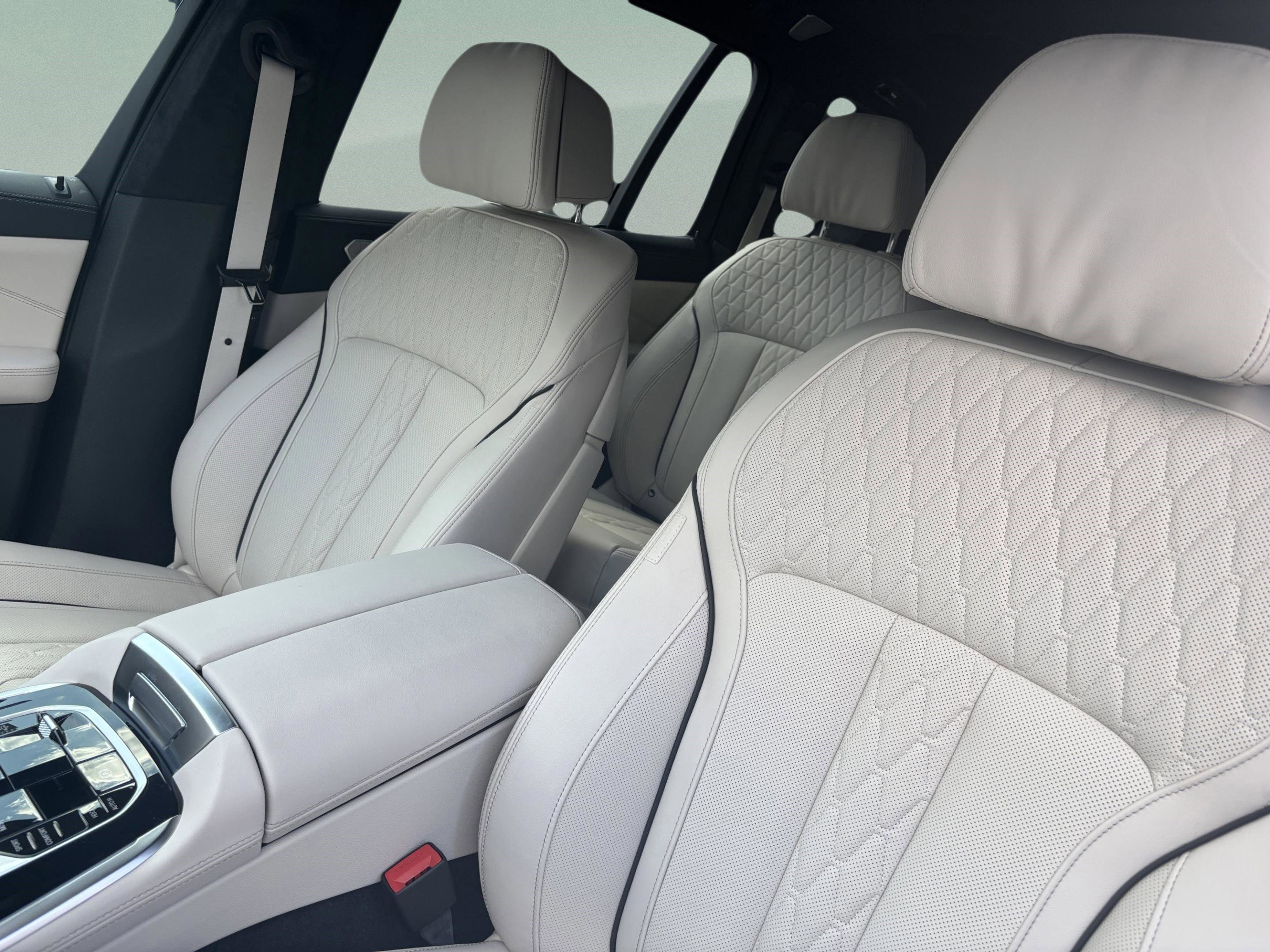 New 2026 BMW ALPINA XB7 image 24