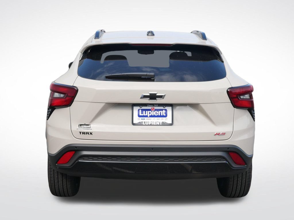 New 2026 Chevrolet Trax RS w/ Driver Confidence Package FWD image 4
