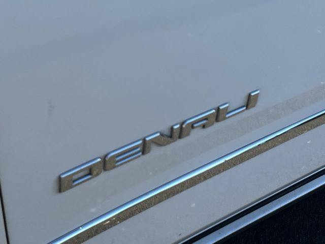 Used 2018 GMC Yukon Denali AWD/4WD image 26