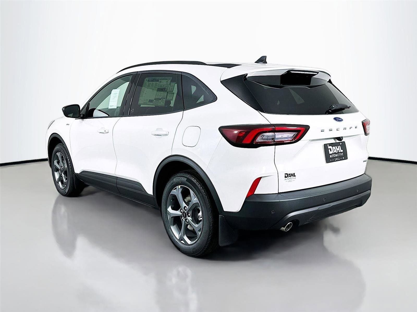 New 2026 Ford Escape ST-Line w/ Tech Pack #1 AWD/4WD image 5
