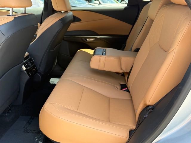 Used 2023 Lexus RX 350h w/ Cold Area Package AWD/4WD image 32