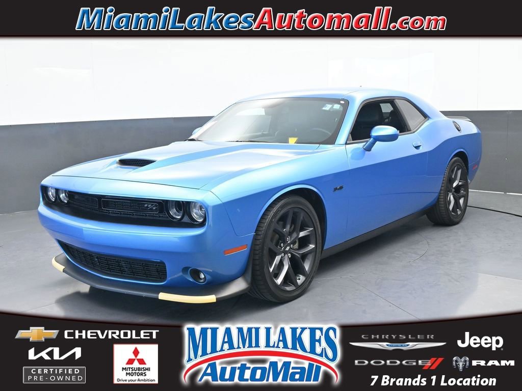 Used 2023 Dodge Challenger R/T w/ Plus Package image 1