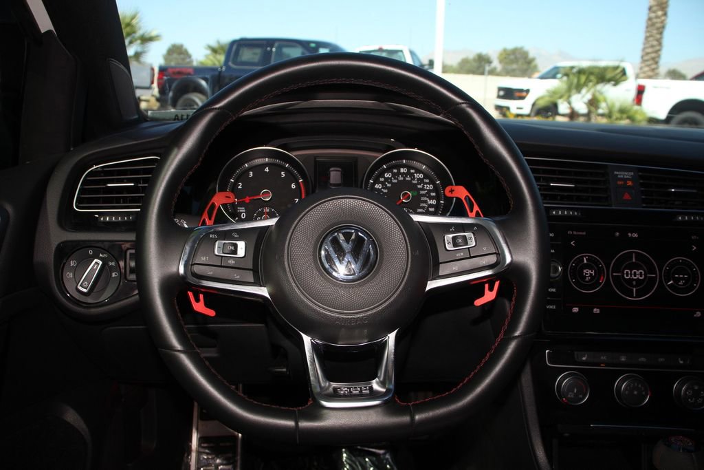 Used 2020 Volkswagen GTI SE FWD image 14