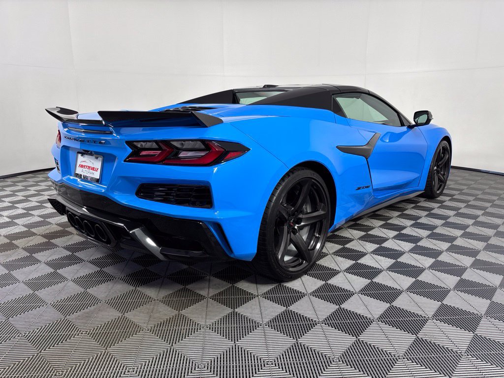 Certified 2023 Chevrolet Corvette Z06 w/ Stealth Interior Trim Package RWD image 13