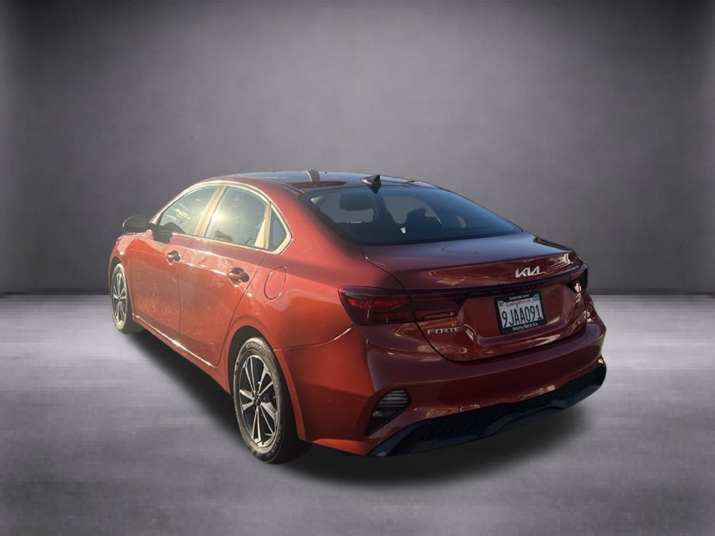 Used 2023 Kia Forte LXS w/ LXS Technology Package FWD image 7