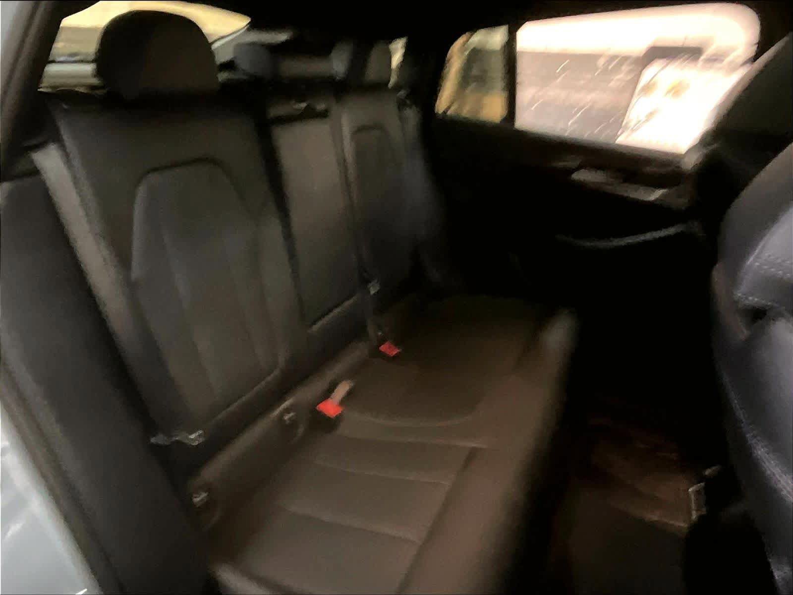 Certified 2024 BMW X4 M40i image 28