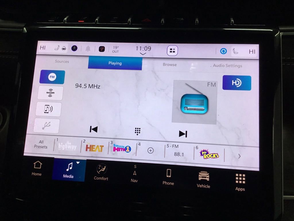 Used 2024 Jeep Grand Cherokee Limited image 31