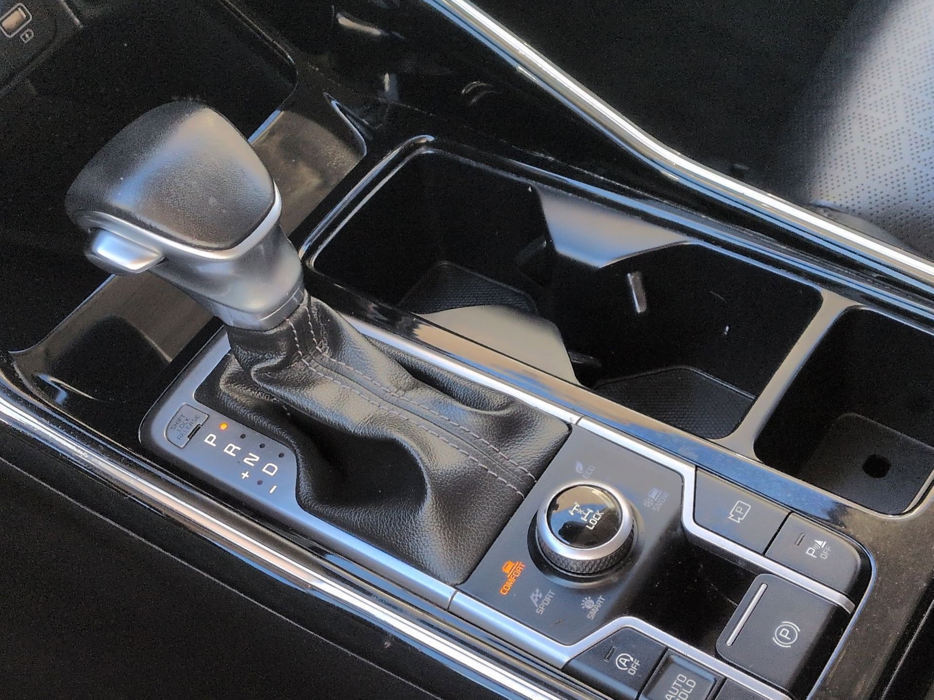 Used 2023 Kia Sorento SX image 16