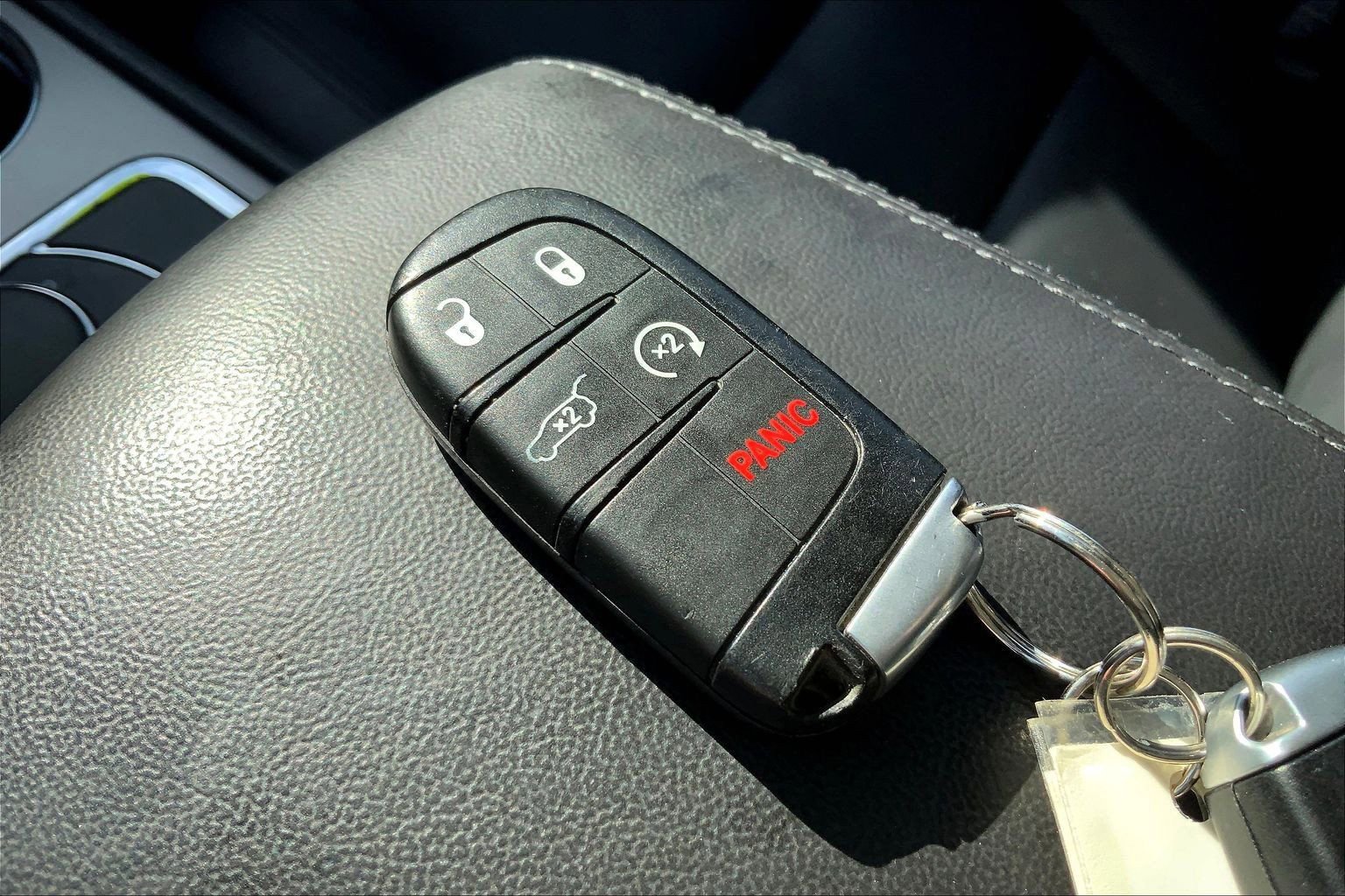 Used 2021 Jeep Grand Cherokee Limited w/ Trailer Tow Group IV image 13