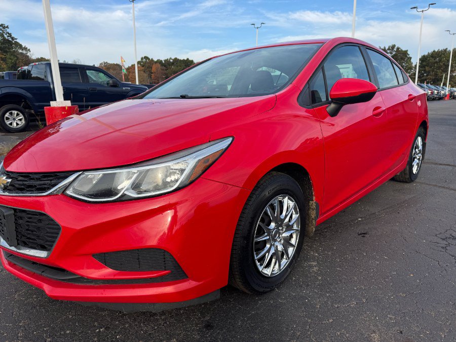 Used 2017 Chevrolet Cruze LS FWD image 9