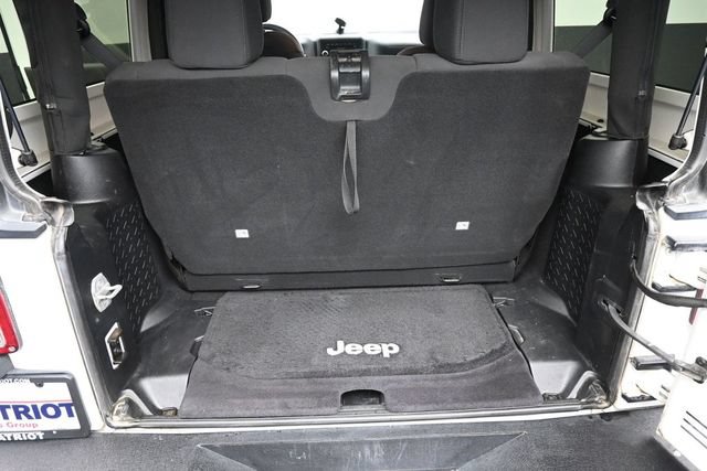 Used 2013 Jeep Wrangler Sport AWD/4WD image 12