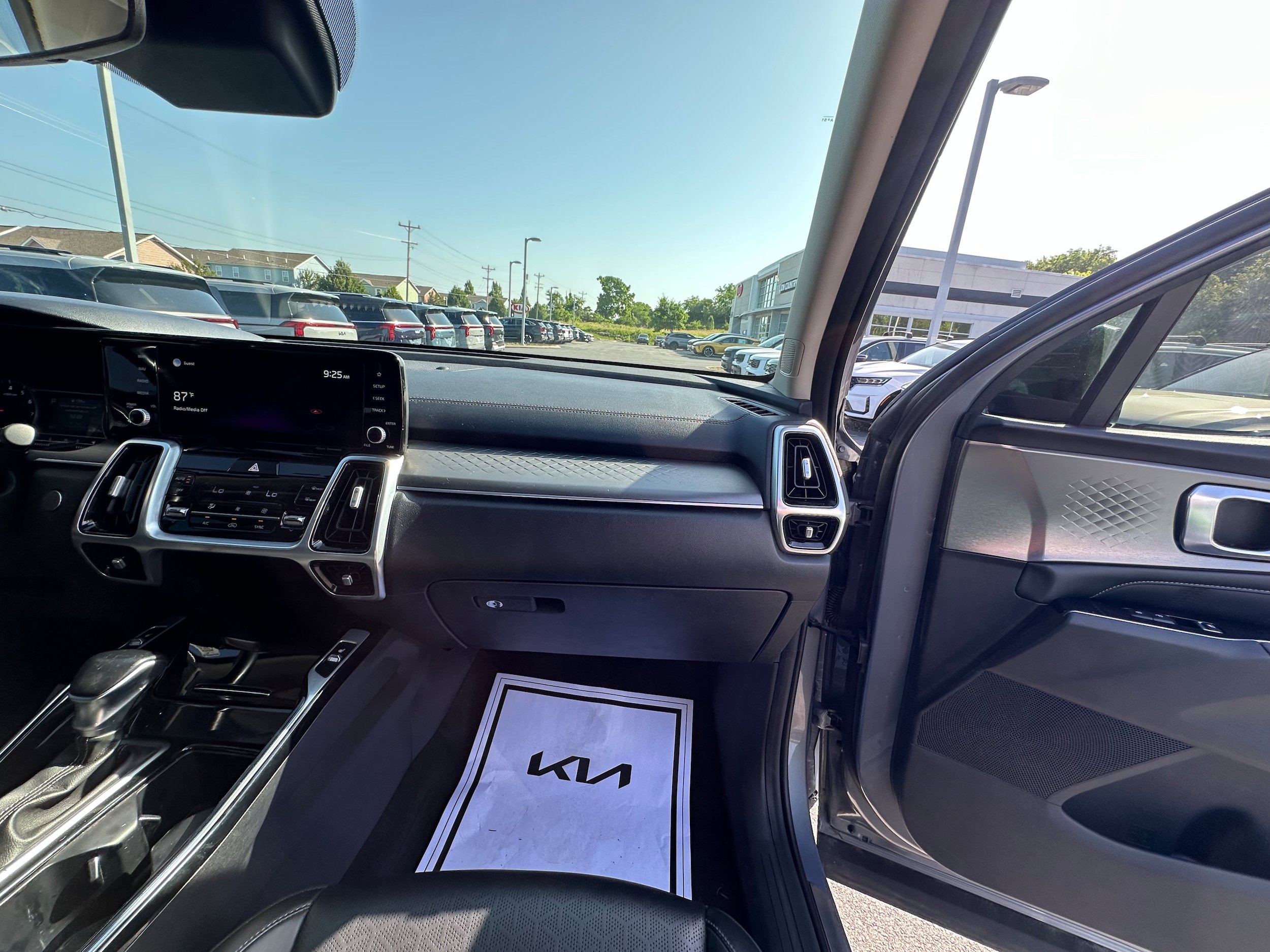Used 2021 Kia Sorento SX AWD/4WD image 27