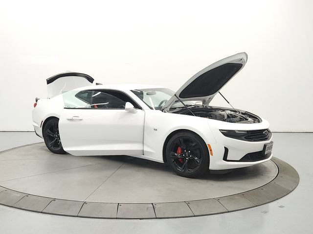 Used 2021 Chevrolet Camaro LT w/ Technology Package RWD image 10