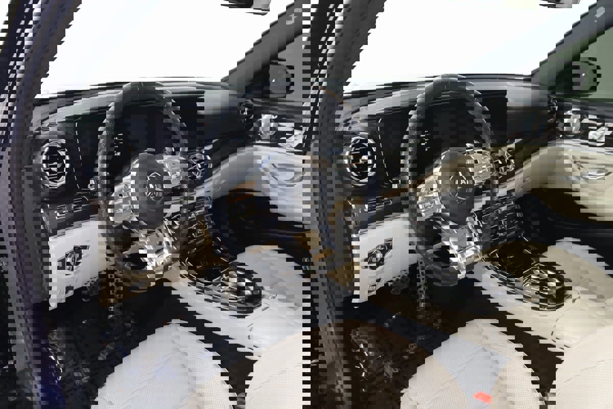 Used 2019 Mercedes-Benz E 63 AMG S image 40