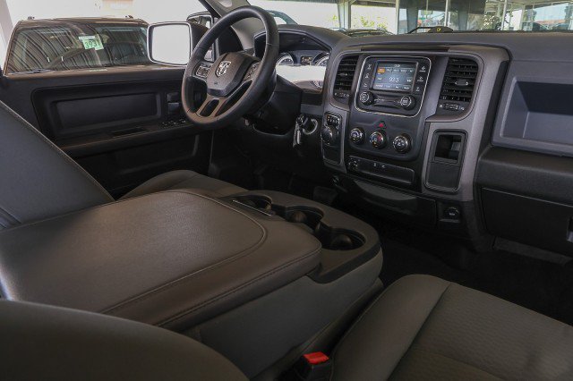 Used 2017 RAM 1500 Express w/ Express Value Package RWD image 34