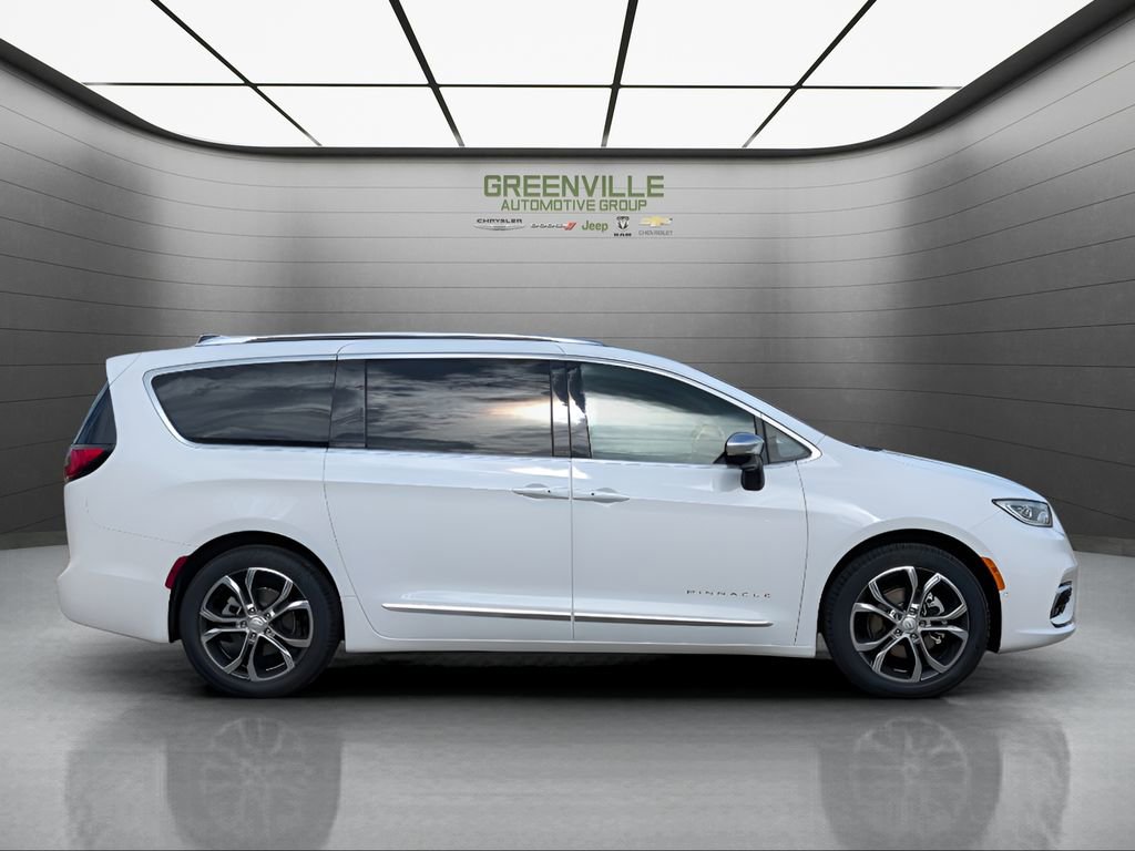 New 2026 Chrysler Pacifica Pinnacle image 9