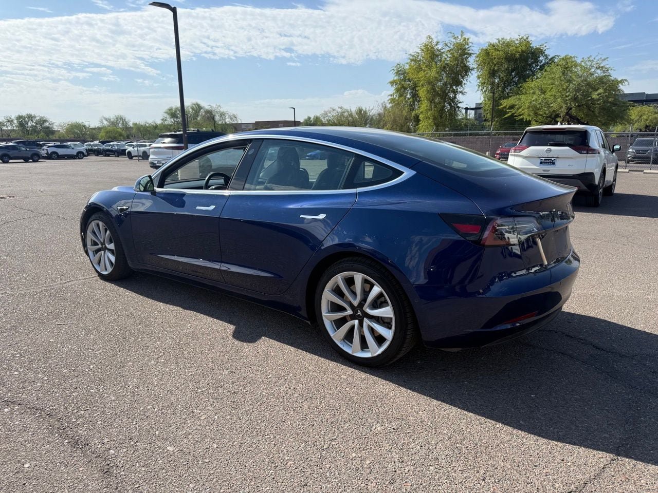 Used 2018 Tesla Model 3 Long Range RWD image 7