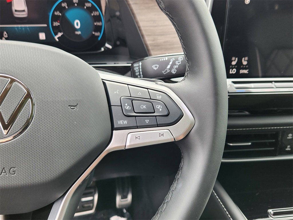 New 2026 Volkswagen Atlas SEL Premium R-Line image 10