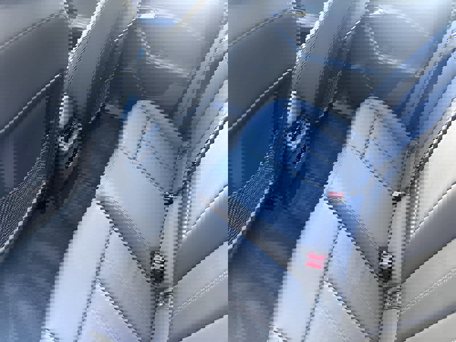 Used 2025 Audi A6 e-tron Premium w/ Convenience Package image 4