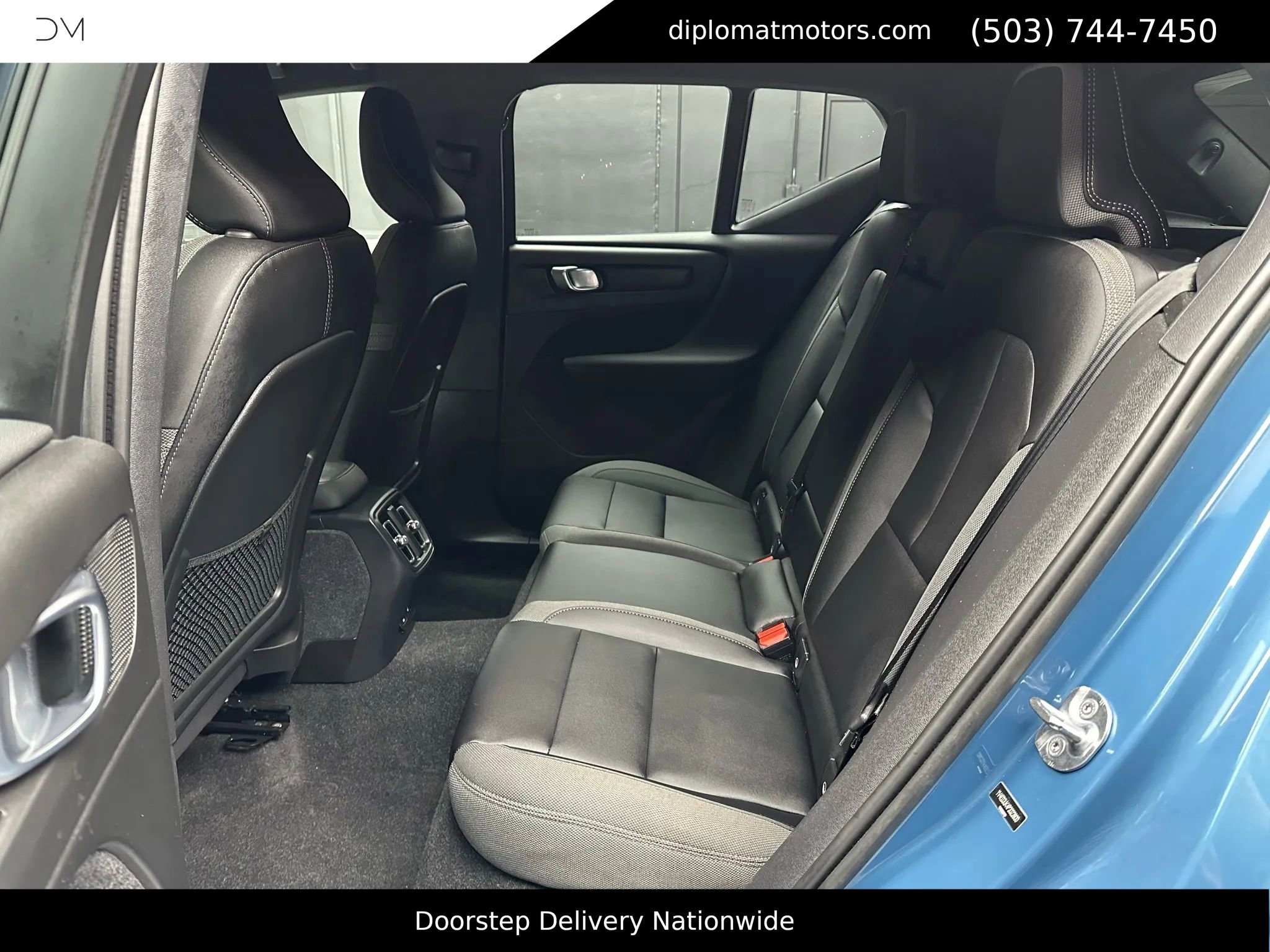 Used 2023 Volvo XC40 Recharge Core image 21