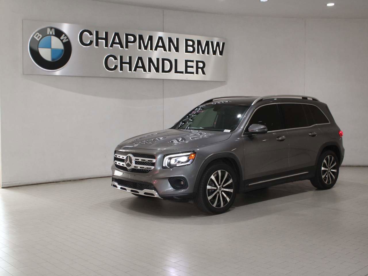 Used 2022 Mercedes-Benz GLB 250 4MATIC image 1
