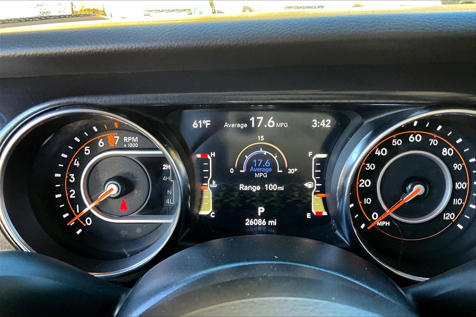 Used 2022 Jeep Gladiator Sport image 21