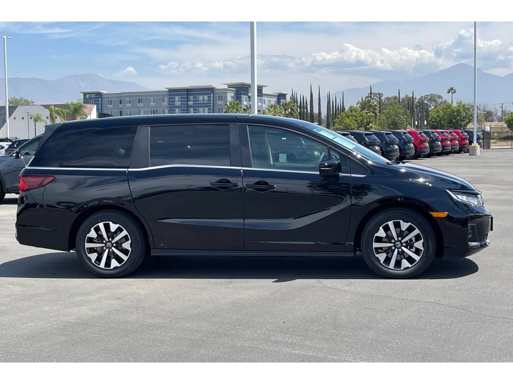 Certified 2026 Honda Odyssey EX-L image 7