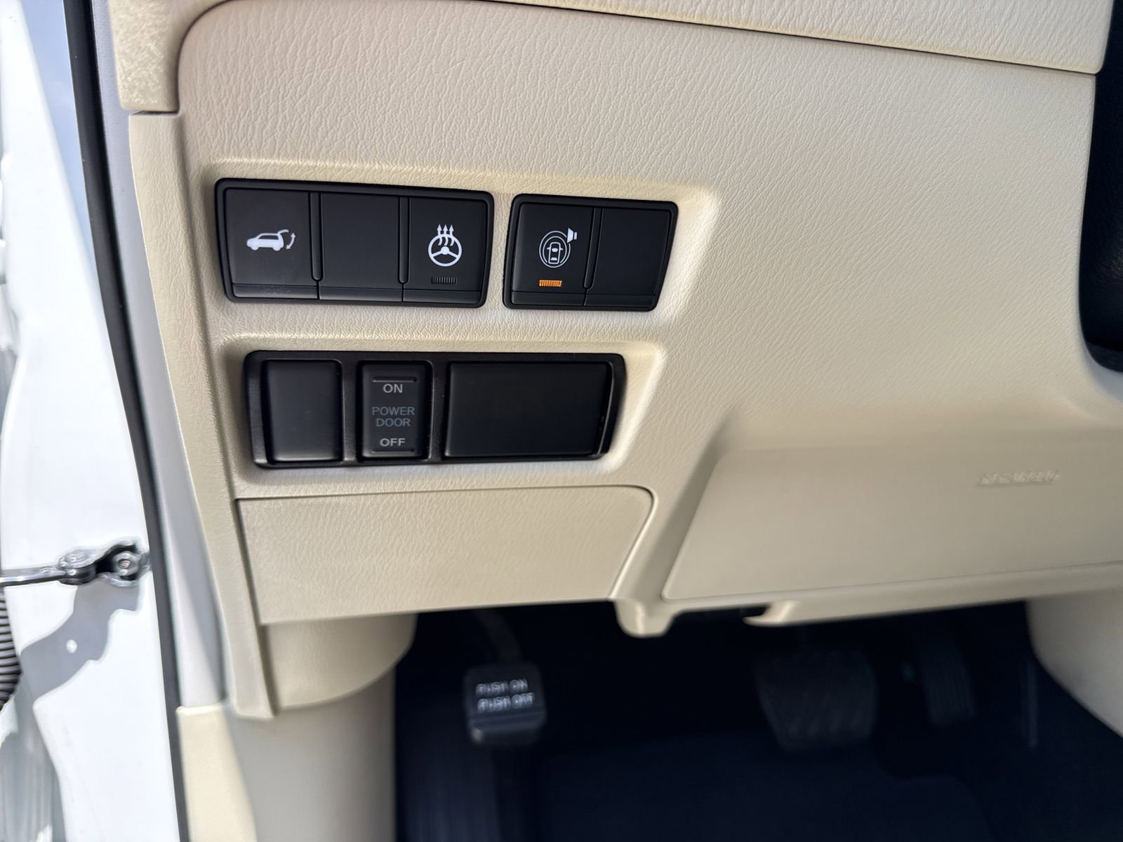 Used 2022 INFINITI QX80 Luxe w/ Cargo Package AWD/4WD image 19