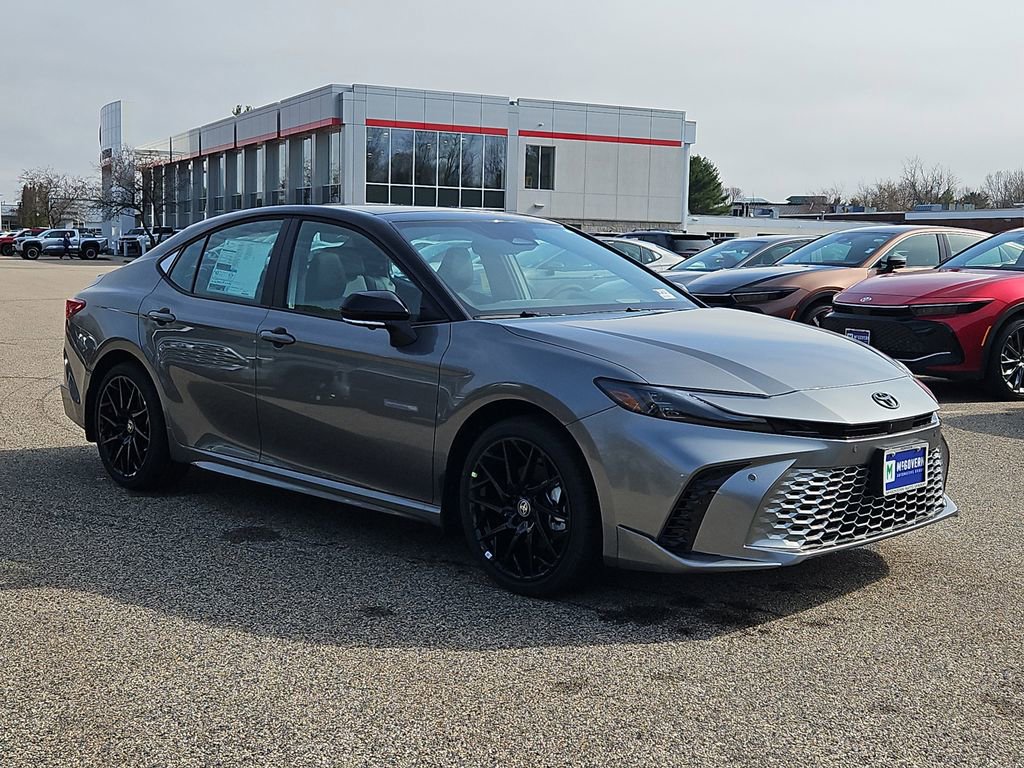 New 2026 Toyota Camry Hybrid image 3