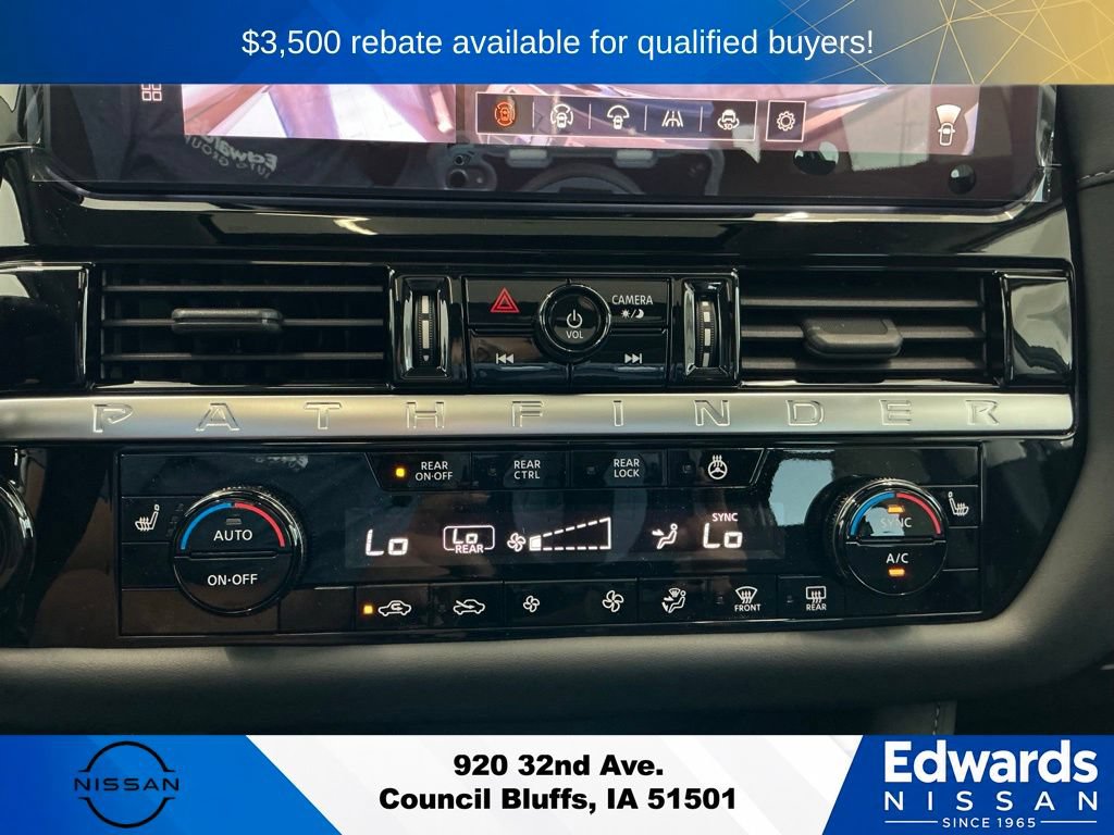 New 2026 Nissan Pathfinder SL w/ SL Premium Package AWD/4WD image 30