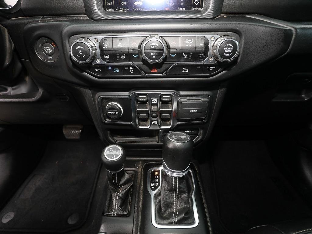 Used 2023 Jeep Wrangler Sahara w/ Cold Weather Group image 19