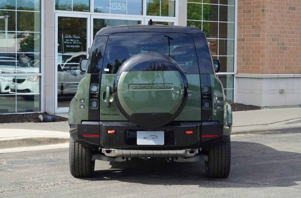New 2026 Land Rover Defender 110 X AWD/4WD image 4