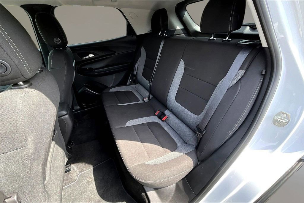 Used 2022 Chevrolet TrailBlazer LT w/ Convenience Package image 21