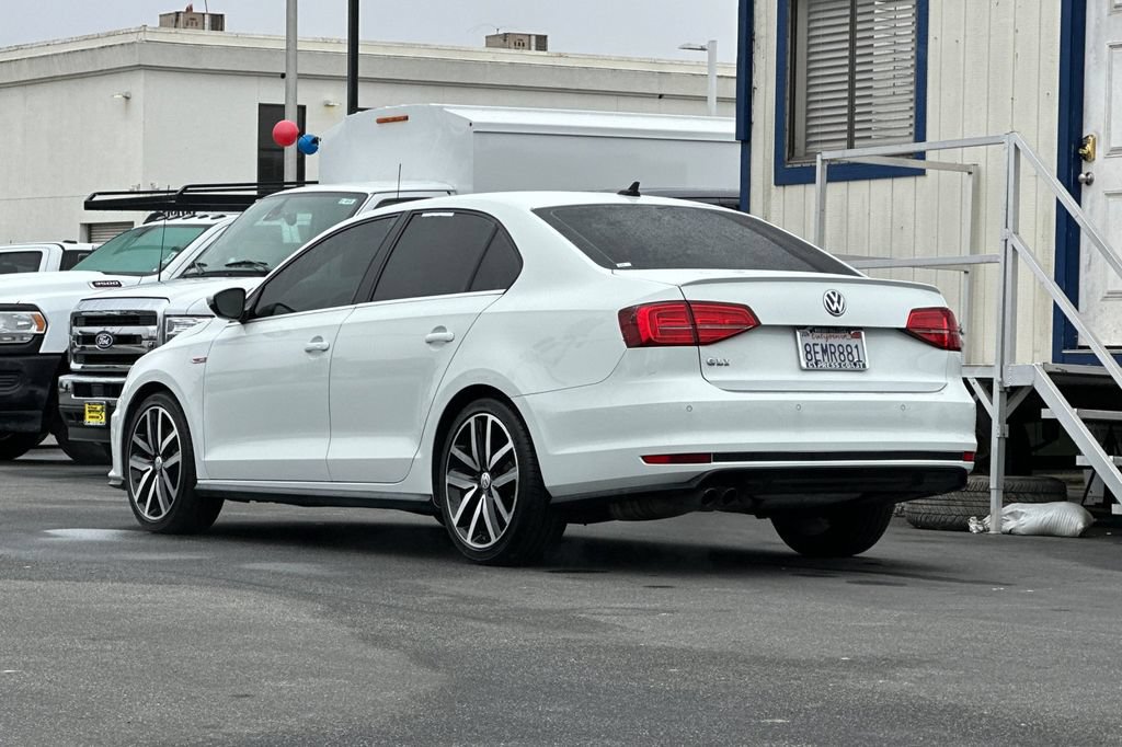 Used 2018 Volkswagen Jetta GLI FWD image 6