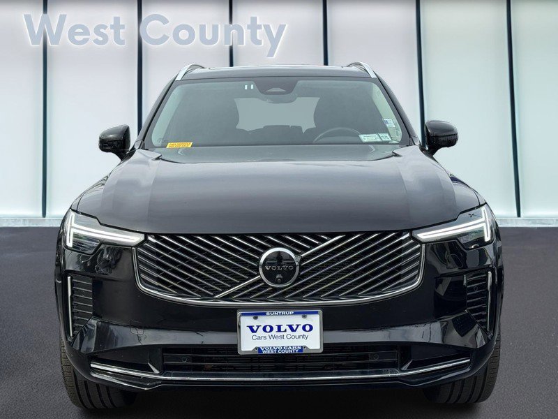 Certified 2025 Volvo XC90 B5 Plus image 10
