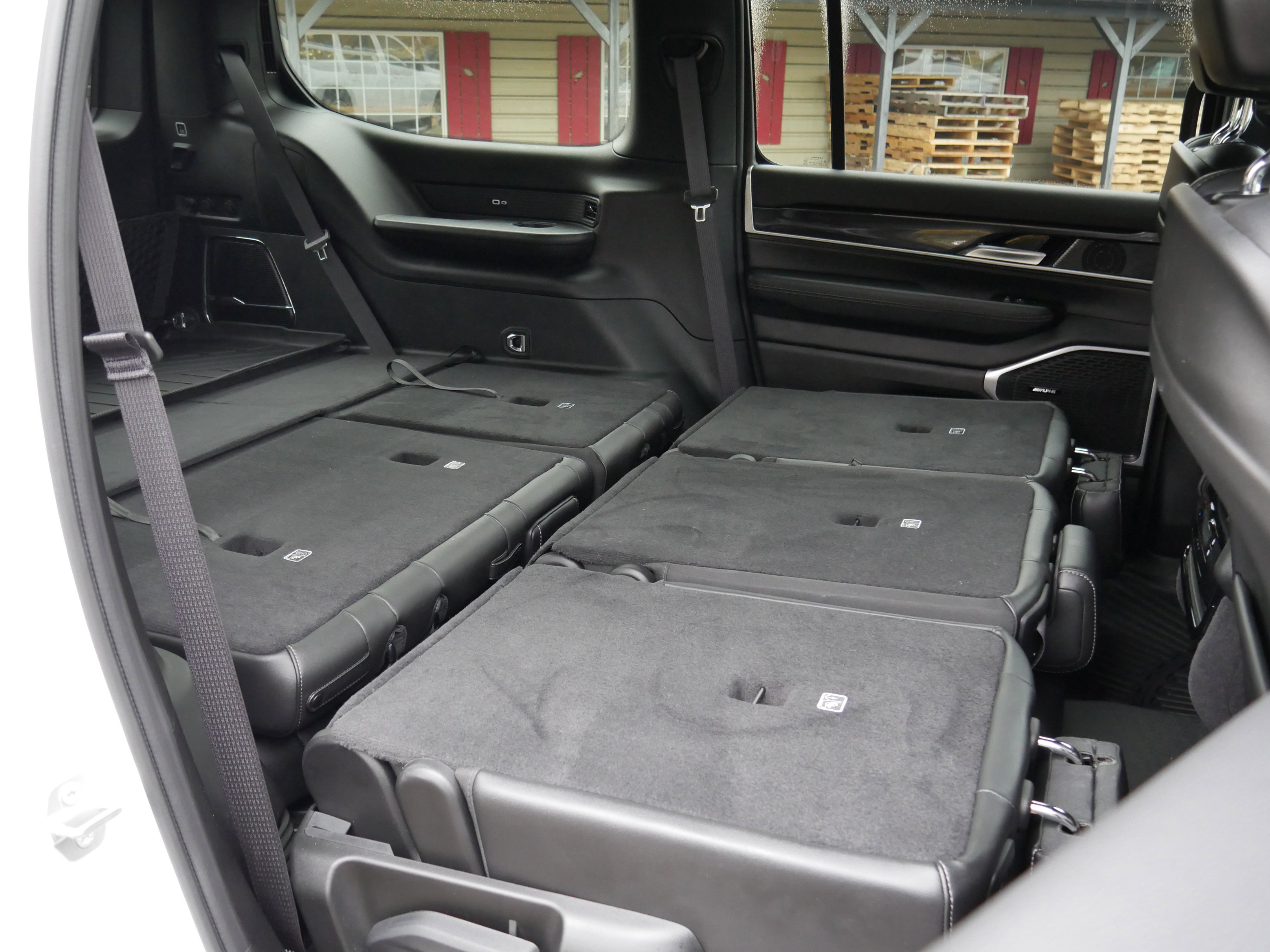 Used 2024 Jeep Wagoneer 4WD image 26