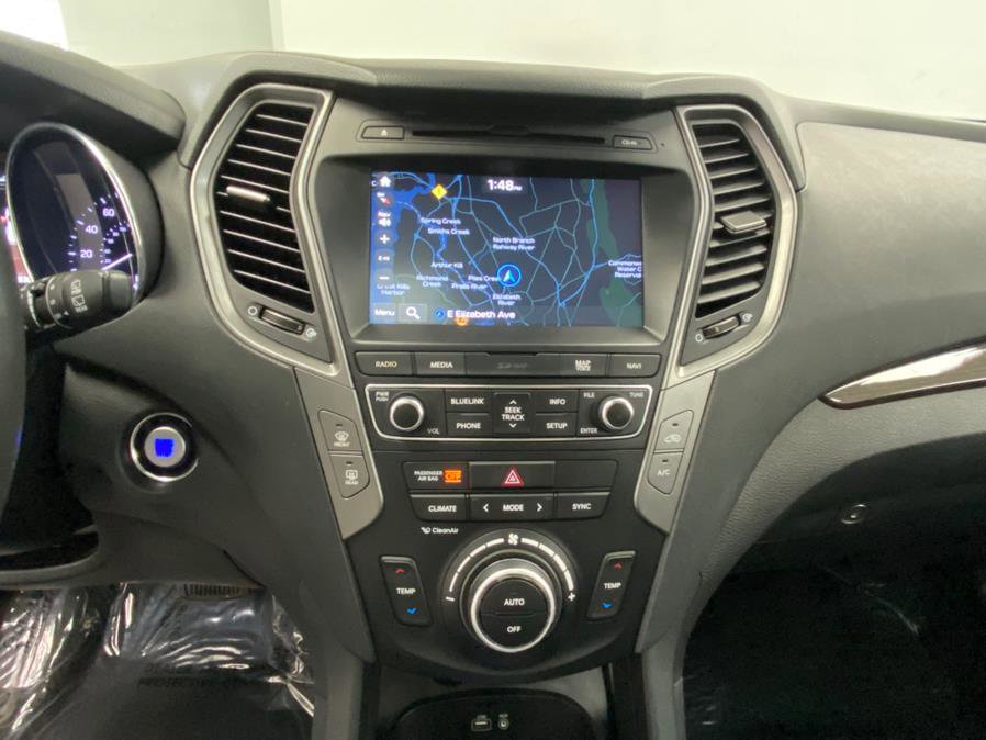 Used 2017 Hyundai Santa Fe Sport w/ 2.0T Ultimate Tech Package 05 AWD/4WD image 28