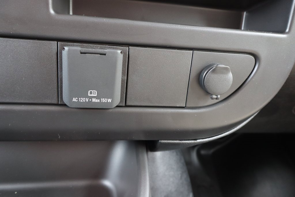 New 2025 Chevrolet Express 3500 w/ Chrome Appearance Package image 13