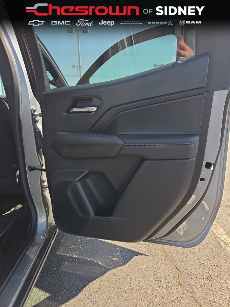 Used 2023 Chevrolet Colorado LT w/ LT Convenience Package II AWD/4WD image 25