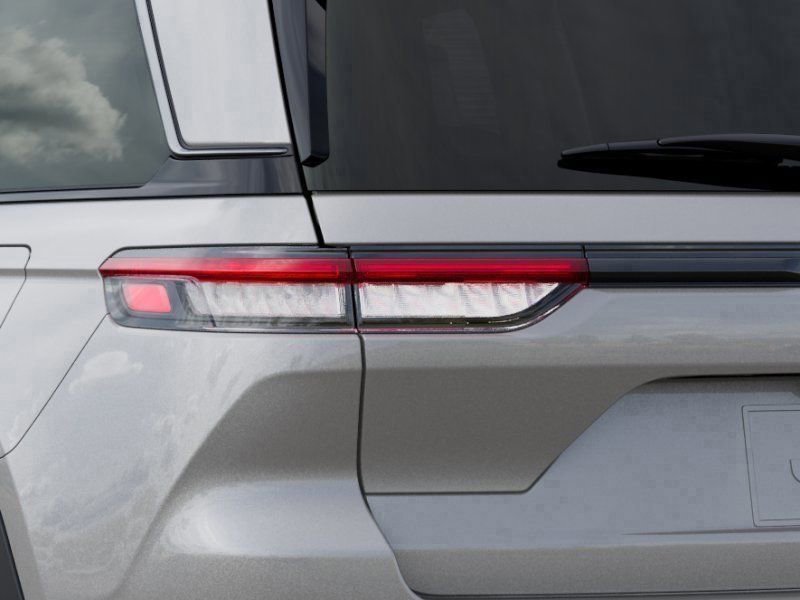 New 2026 Jeep Grand Cherokee Limited image 9