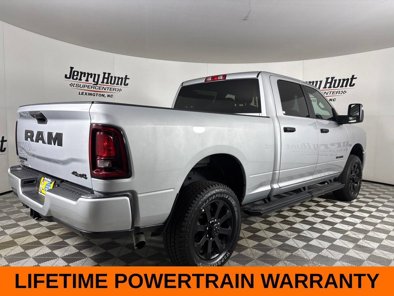 Used 2026 RAM 2500 Big Horn AWD/4WD image 5