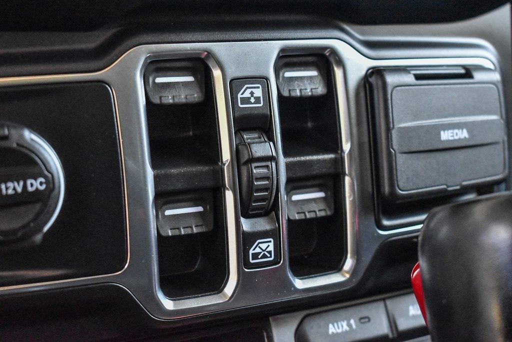 Used 2022 Jeep Wrangler Unlimited Sahara 4xe image 18