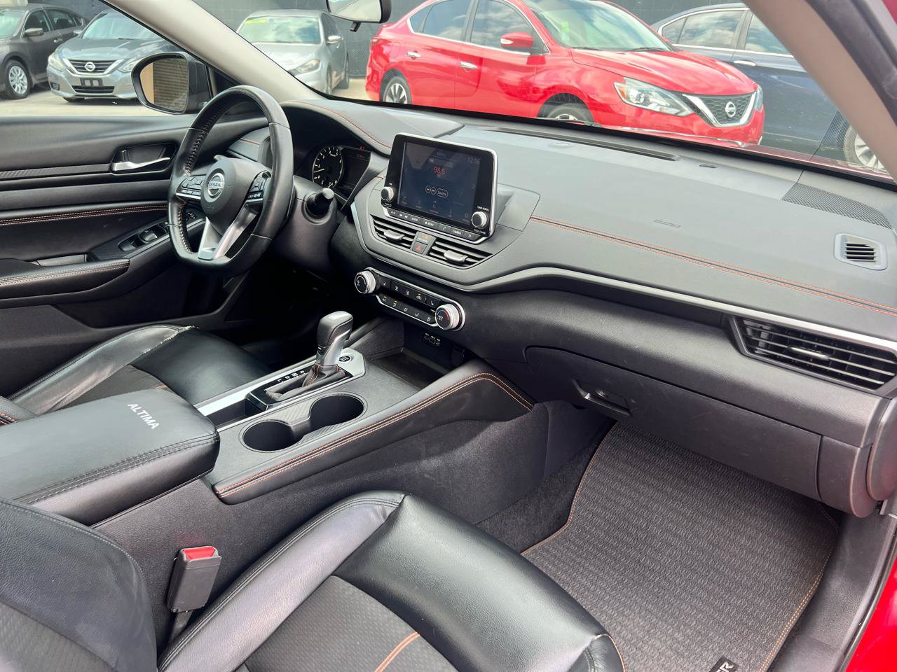 Used 2019 Nissan Altima 2.5 SR w/ SR Premium Package FWD image 25