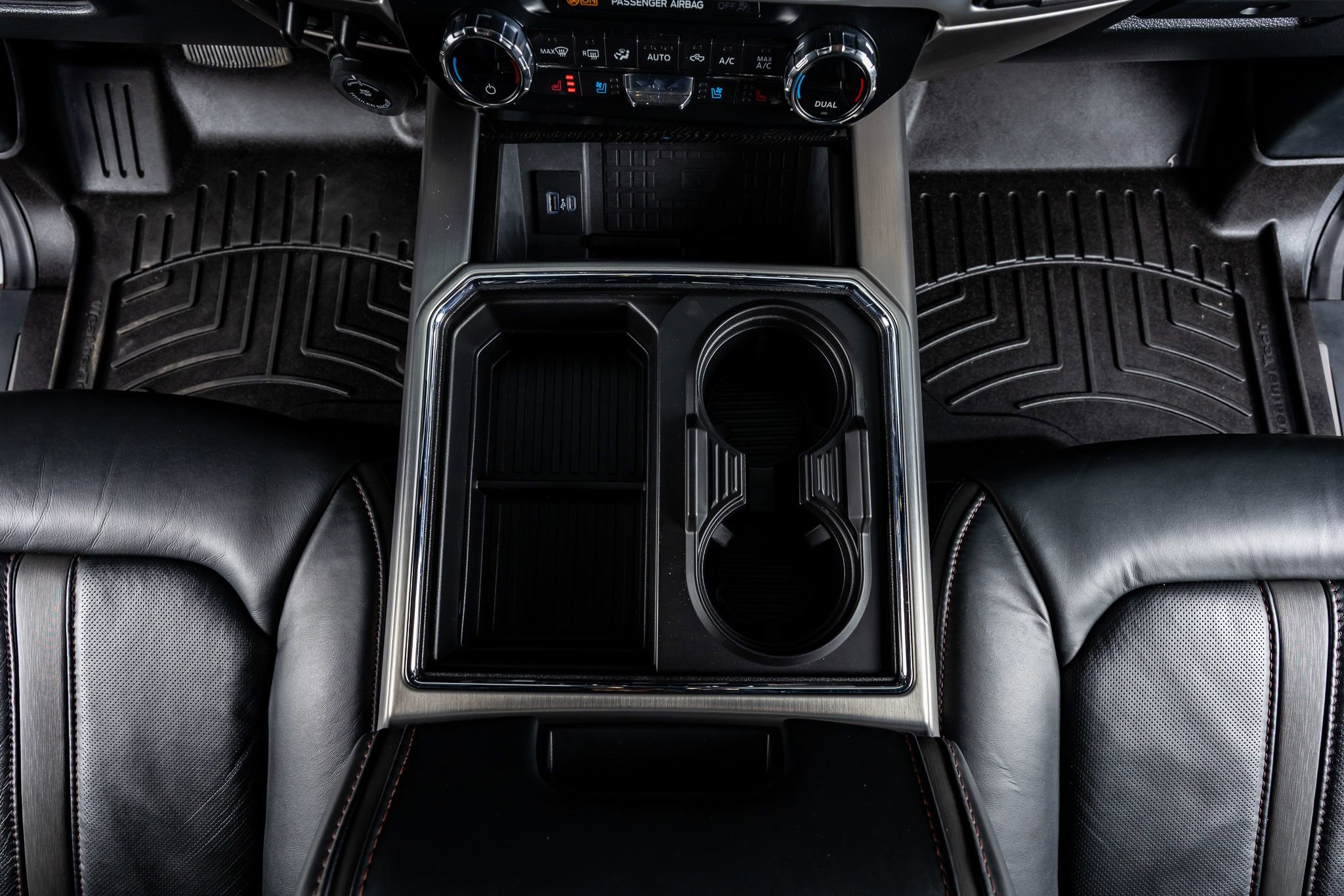 Used 2022 Ford F350 Platinum image 27