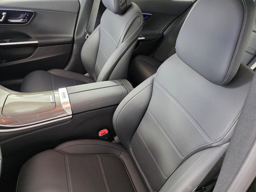 New 2026 Mercedes-Benz C 300 Sedan image 8