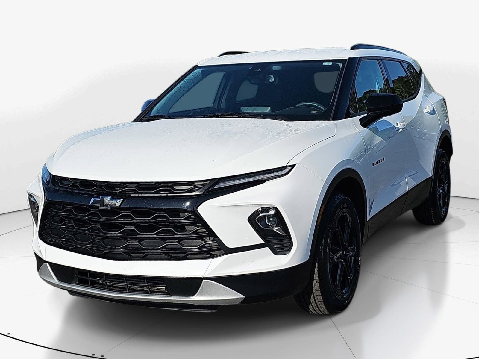 Used 2024 Chevrolet Blazer LT w/ Convenience Package FWD image 8
