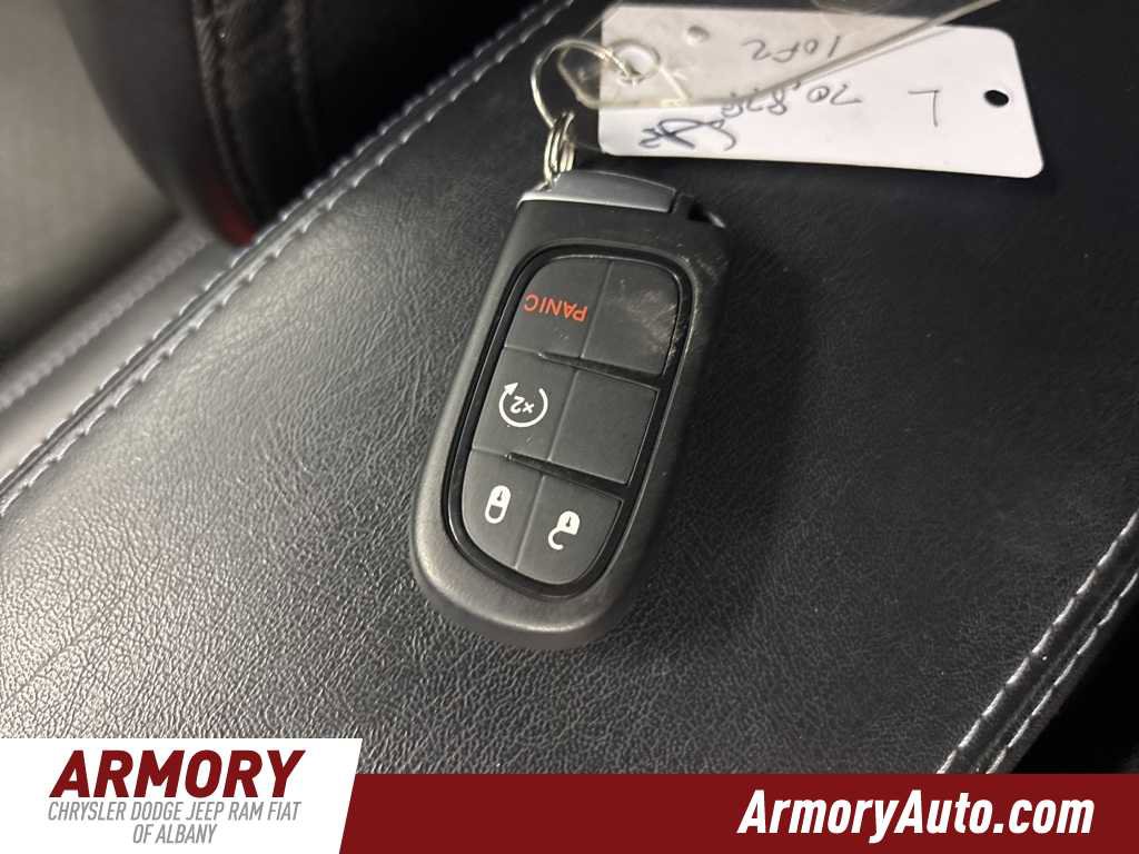 Used 2020 Jeep Cherokee Latitude Plus w/ Cold Weather Group image 20