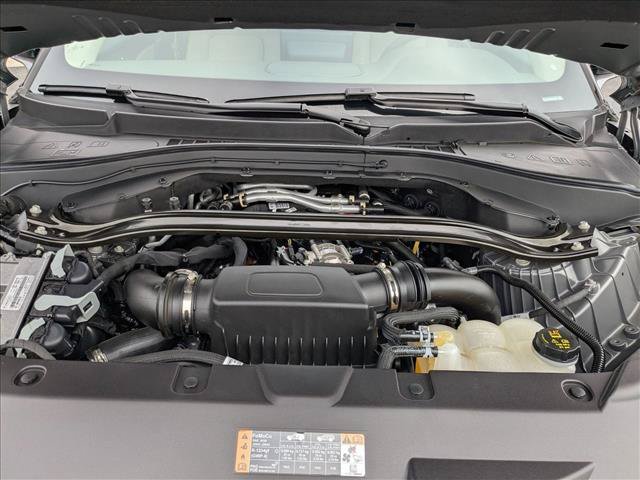 Used 2023 Lincoln Aviator AWD w/ Class IV Trailer Tow Package image 24