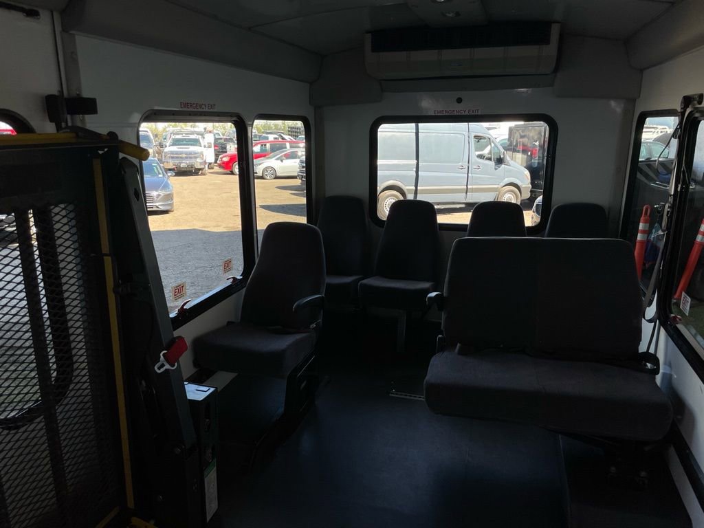 Used 2016 Ford E-350 and Econoline 350 Super Duty RWD image 30